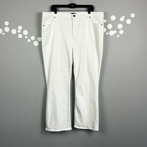 Susan Graver Denim - Susan Graver Stretch Twill Bootcut Jeans Size 18WP